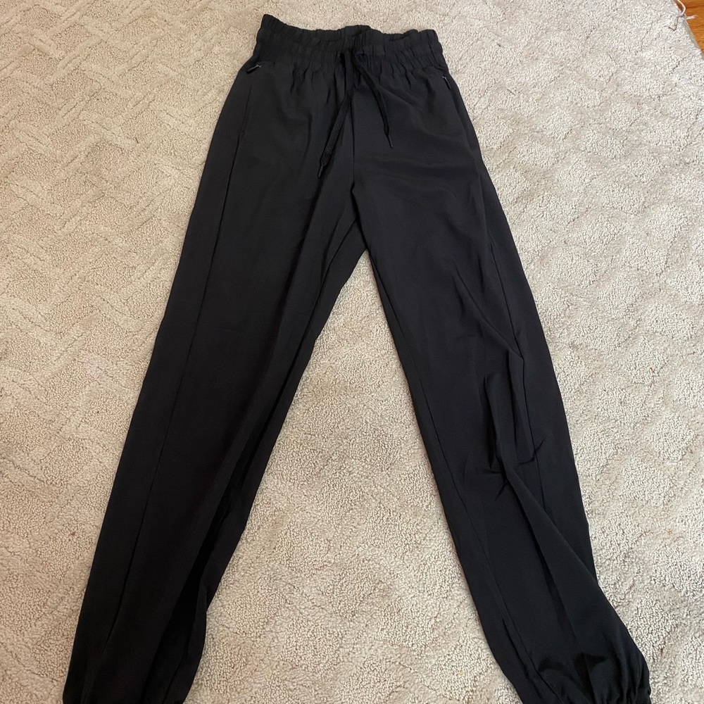 h&m athletic joggers - size xs